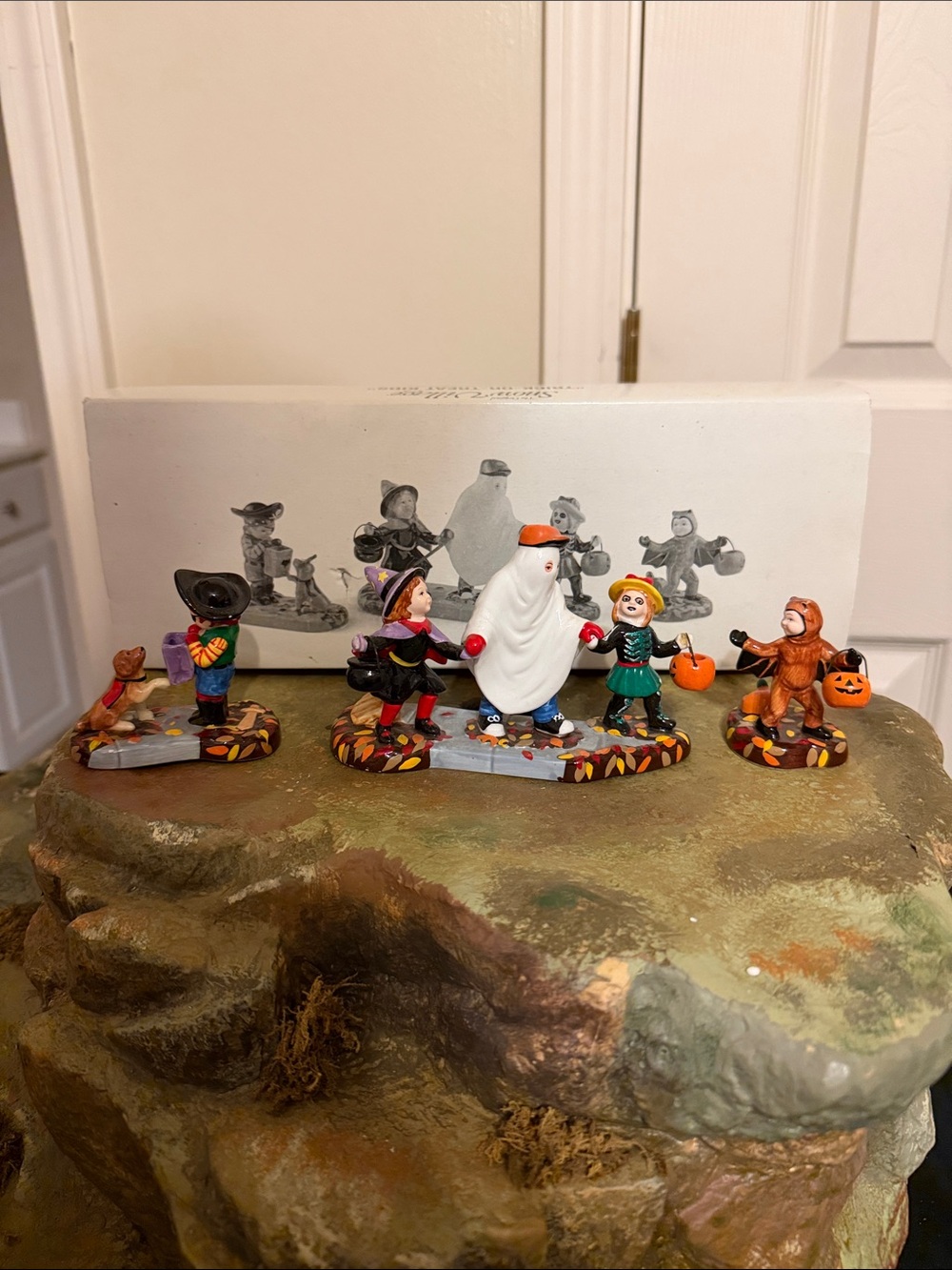 Halloween Trick-or-Treat Kids Figurine Set - Ghost & Costumed Children (retired)